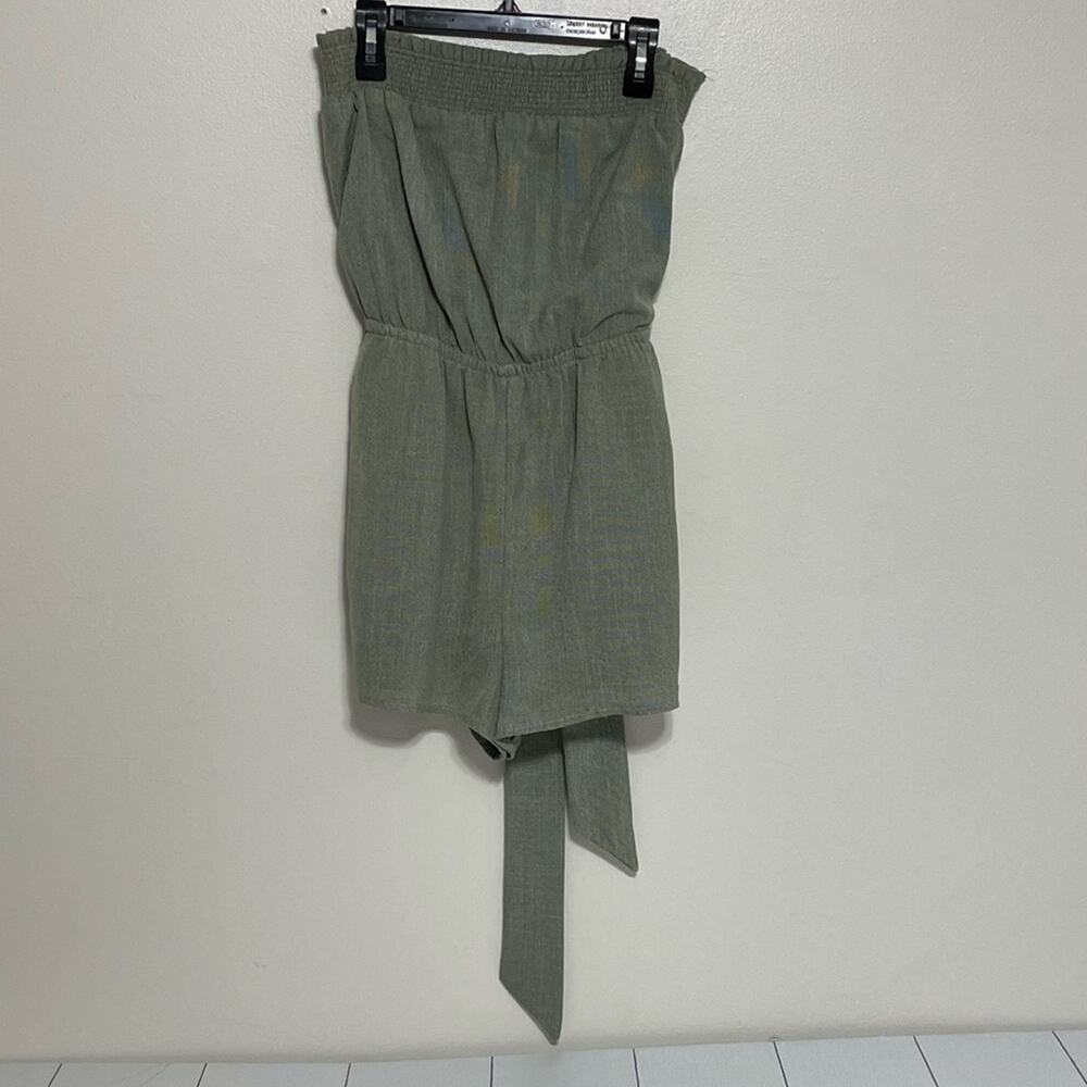 Lost + Wander Olive Green Strapless Romper XS Pockets NWOT
